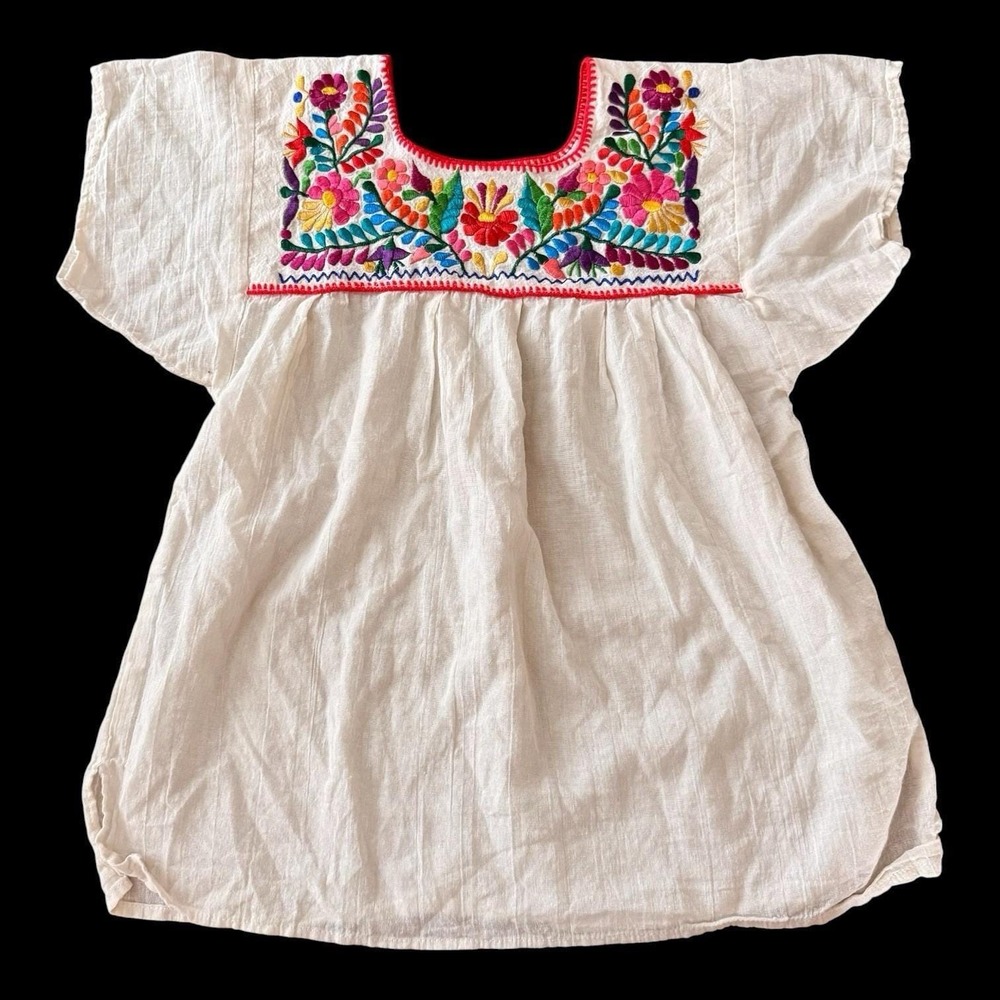 Vintage Mexican Oaxacan Top Size M Embroidered Peasant Blouse Boho Hippie Floral